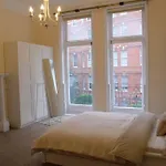 4 Bedrooms Apartment Hyde Park